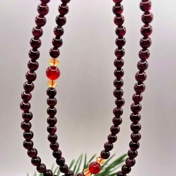 Nature Red Garnet & Agate Round Beads 18" Necklace - Picture 7 of 10